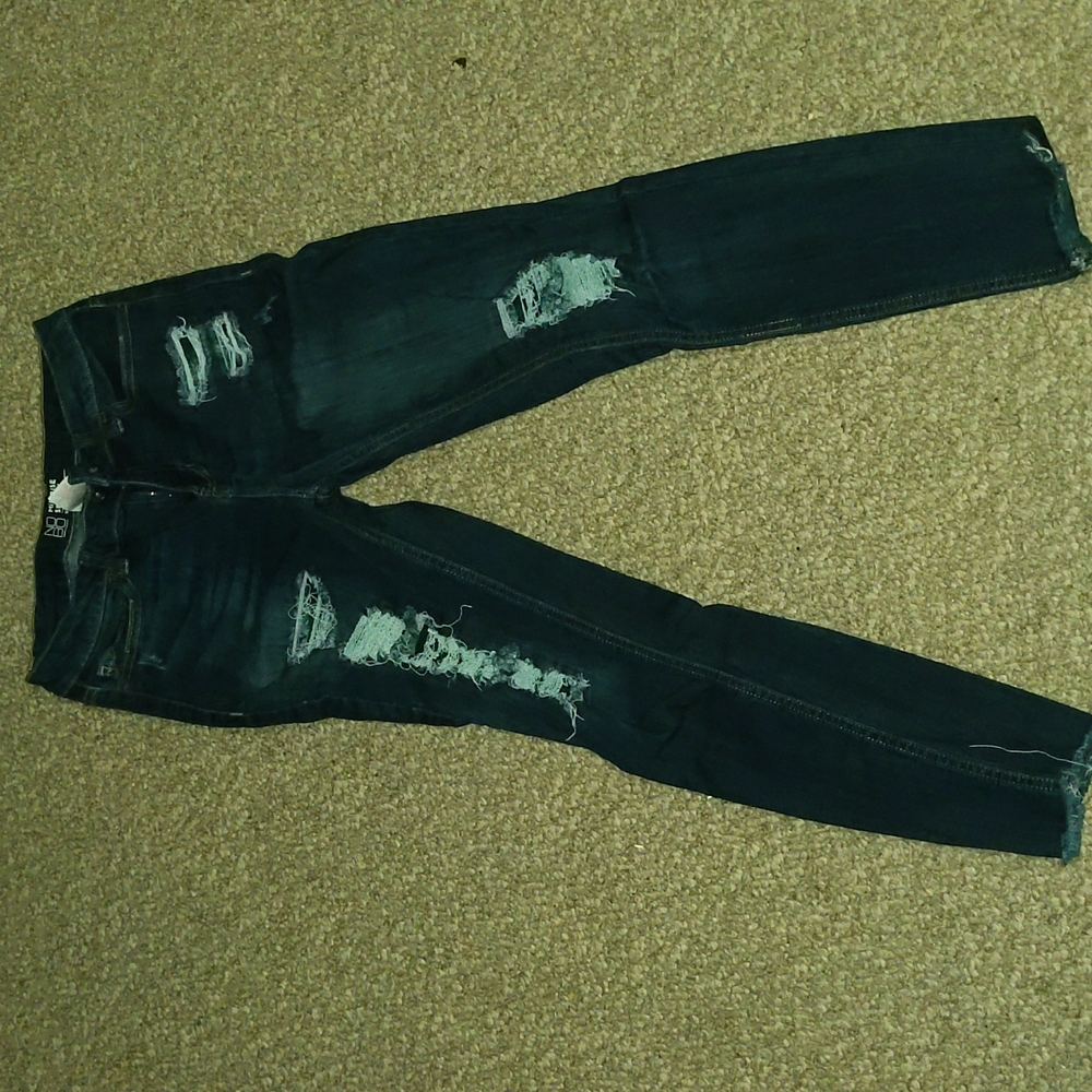 No boundaries mid rise skinny